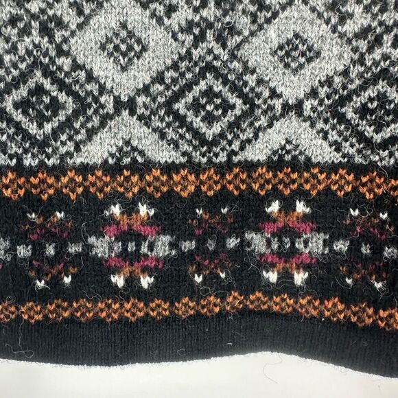 Vintage Caroll Reed Cardigan Sweater Fair Isle Wool Metal Frog Clasp Nordic - Picture 9 of 10